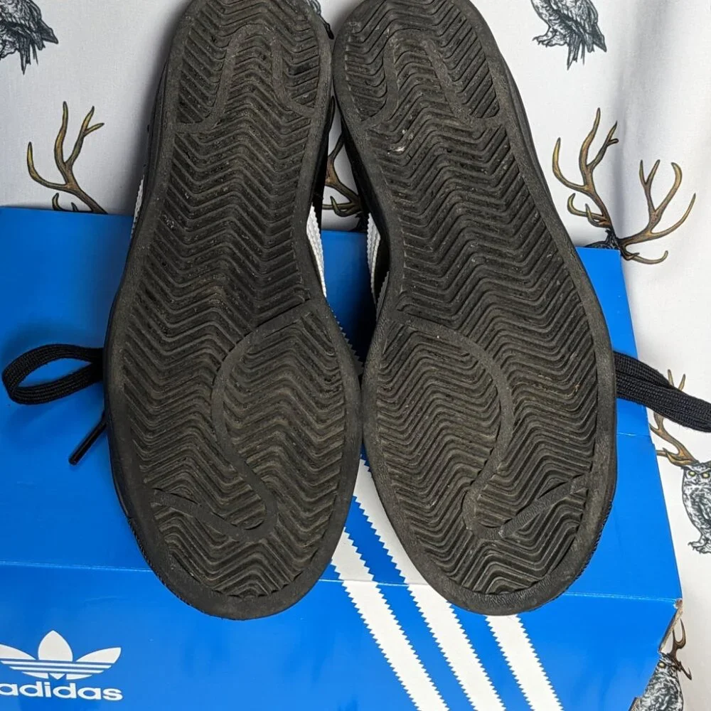 Adidas Superstar Athletic Shoes US8 Black/White Trim US Men 5 Women 6.5 - Picture 10 of 10